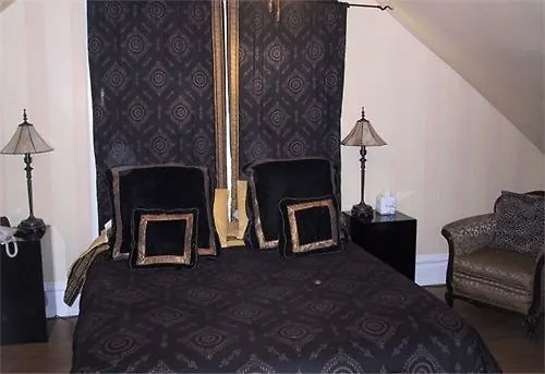 Villa Toscana Guest House B&B Hotel 3*