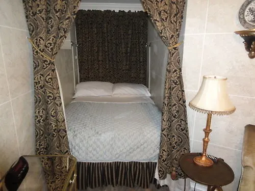 Villa Toscana Guest House B&B Hotel